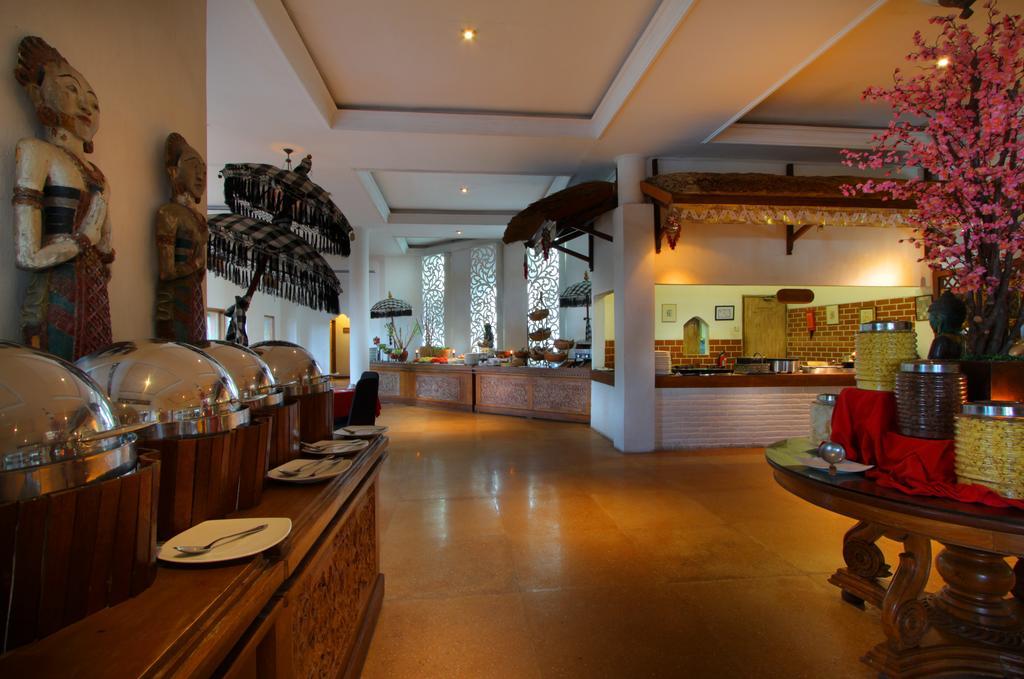 Keraton Jimbaran Resort Екстериор снимка