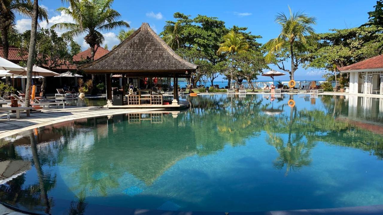 Keraton Jimbaran Resort Екстериор снимка